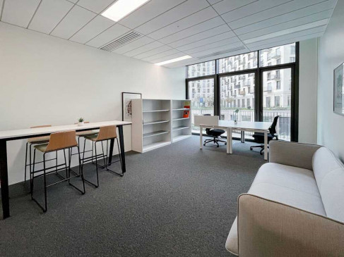 Office: 25 allée Rose Dieng-Kuntz, Paris, 75019