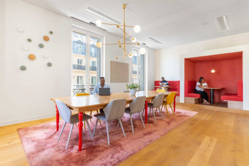 Office: 7 Rue Meyerbeer, Paris, 75009