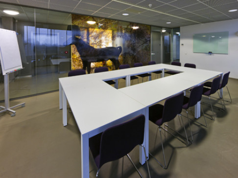 Office: se Bos, Cuserstraat 93, Amsterdam, 1081 CN