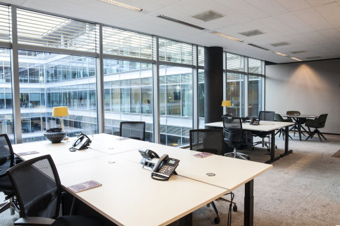 Office: South Axis SOM, Claude Debussylaan, Amsterdam, 1082 MC