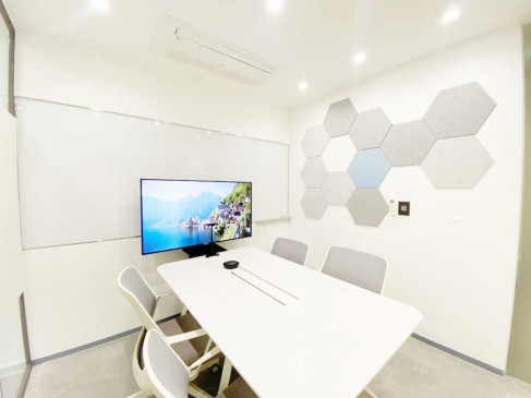 Office: 166 Apgujeong Ro, Gangnam-gu, 06030