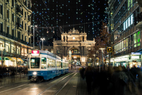 Office: Bahnhofplatz 1, Zurich, 8001