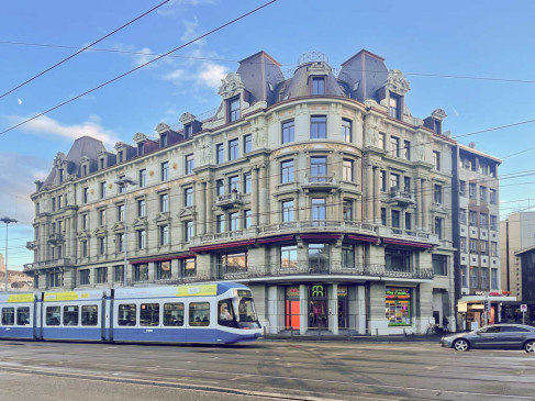 Office: Bahnhofplatz 1, Zurich, 8001