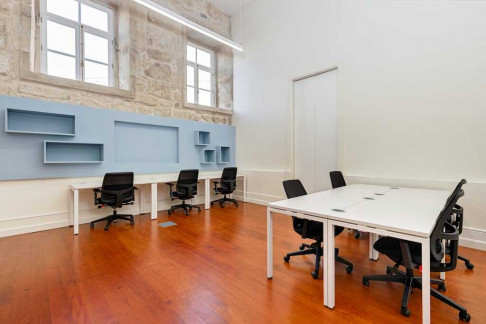 Office: Rua Augusto Rosa 79, Porto, 4000-098