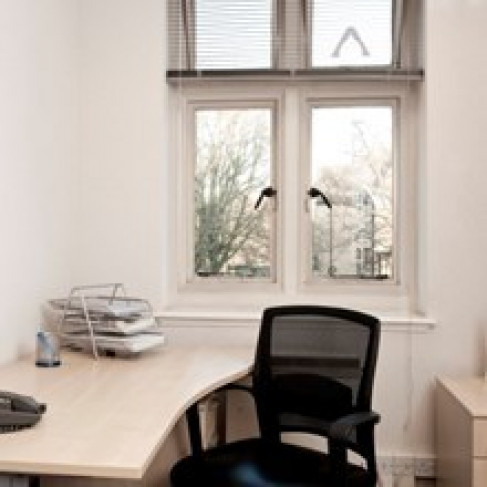 Office: Belsyre Court, Woodstock Road, Oxford, OX2 6HJ