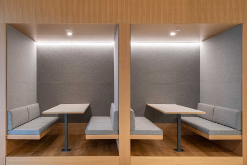 Office: Via Broletto 46, Milan, 20121