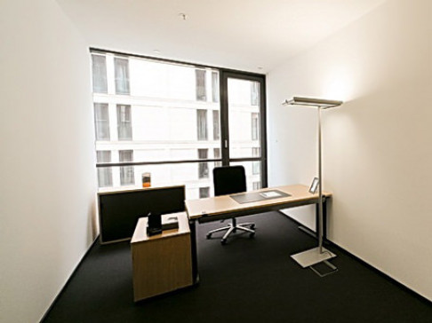 Office: First Site, Kossuth Lajos utca 7-9, Budapest, 1053