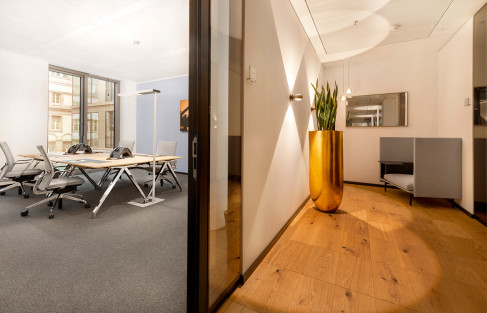 Office: Ko-Quartier, Breite Strabe 22, Dusseldorf