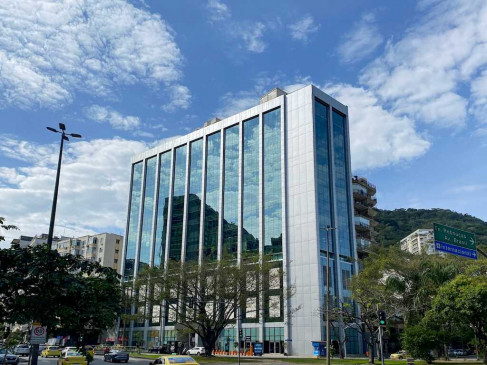 Office: Rua Humaitá, 275, Rio de Janeiro, 22261-005