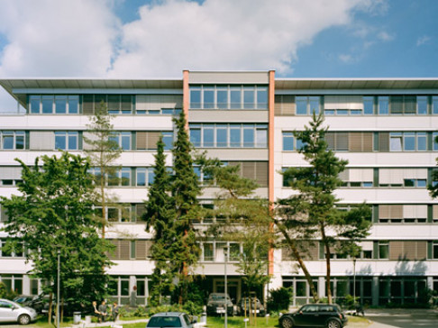 Office: Neu-Isenburg, Dornhofstrasse 34, Frankfurt, 63263