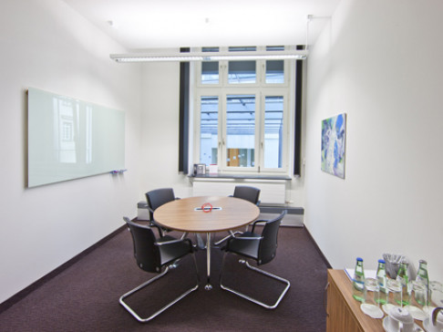 Office: Skyper Villa, Ground Floor, Frankfurt, 60329