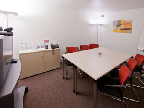 Office: Carouge Les Acacias, Avenue Industrielle 4 - 6, Geneva, CH-1227