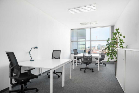 Office: Hoto Tower, Zagreb, 10000