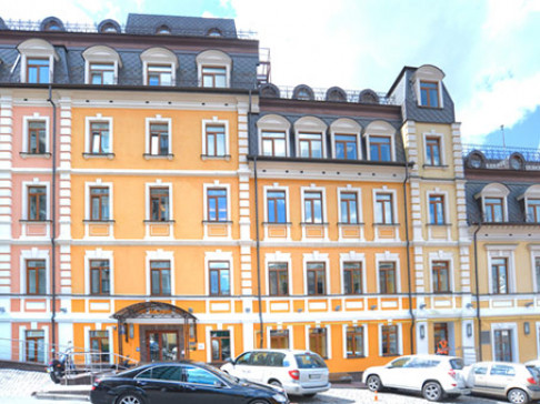 Office: Podil, 25B, P. Sagaydachnogo str, Kiev, 4070