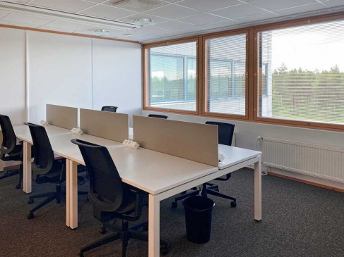 Office: Lentokatu 2, Oulu, 90460