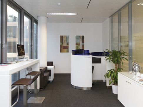 Office: Kirchberg City Centre - Eolis Square, Regus Kirchberg City Centre, Luxembourg, L-2540