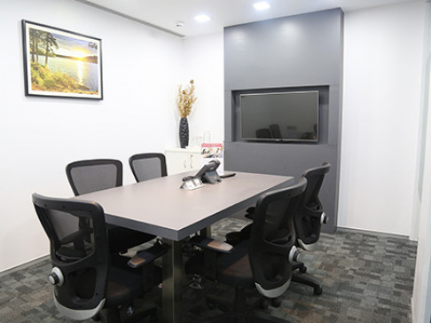 Office: Hiranandani - Thane, Tiffany, 1st floor, Hiranandani Road, Mumbai, 400607