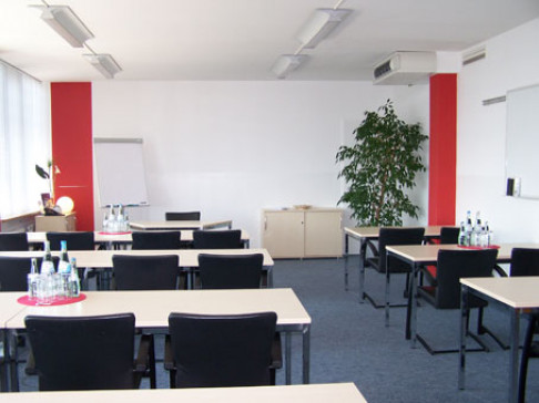 Office: Laim, Landsberger Str 302, Munich, 80687