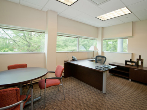 Office: New Jersey, Riverview Drive, 999 Riverview Drive, Totowa, NJ 7512