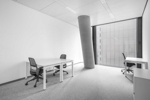 Office: Grosse Gallusstrasse 16-18, Frankfurt, 60312