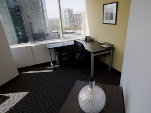 Office: Ontario, Yonge and Sheppard, 4711 Yonge Street, Toronto, M2N 6K8