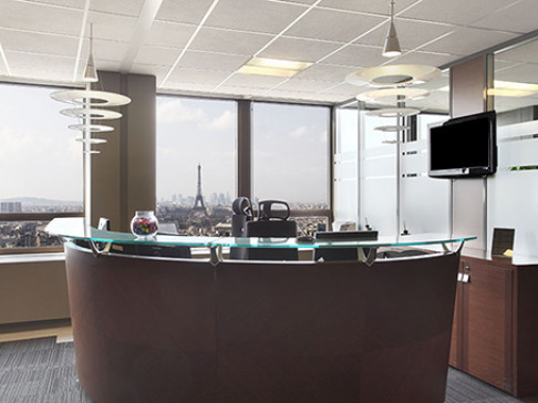 Office: Tour Montparnasse, 33 avenue du Maine, Paris, 75015