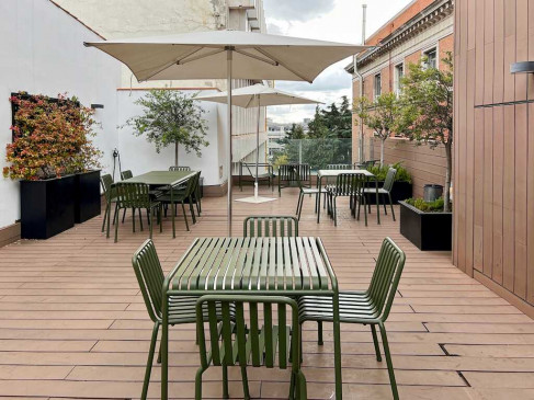 Office: Paseo de Recoletos, 5, Madrid, 28004