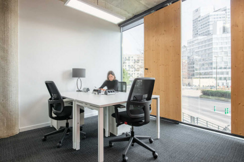 Office: 126 Avenue du General Leclerc, Boulogne-Billancourt, 92100