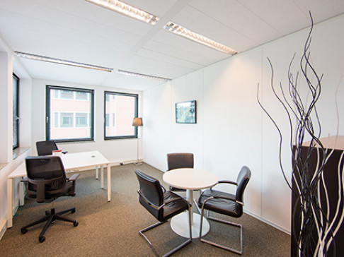 Office: Brainpark, Lichtenauerlaan 102-120, Rotterdam, 3062 ME