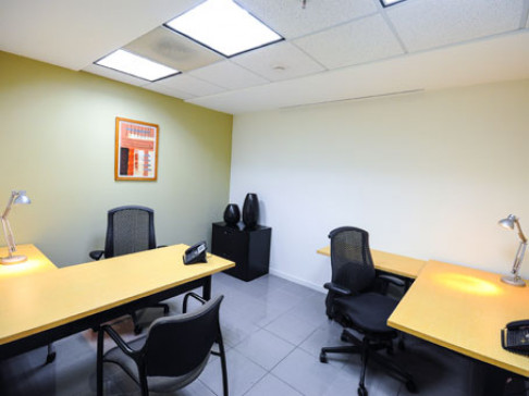 Office: World Trade Center, 89 Avenida Norte y Calle El Mirador, San Salvador