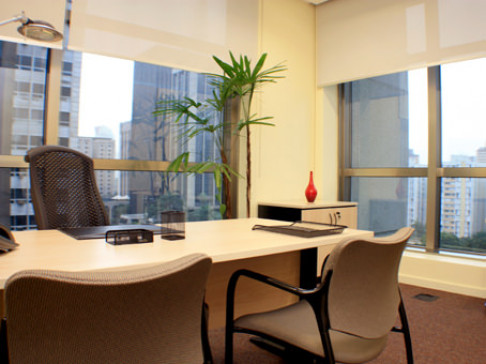 Office: Paulista Financial District, Sao Paulo, 01310-200