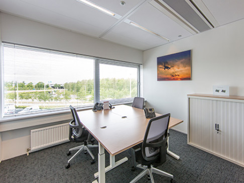 Office: The Base, The Base B, Schiphol, 1118 CN