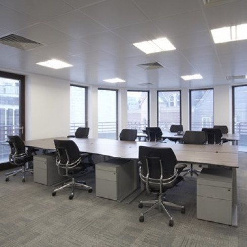 Office: Snow Hill - EC1, London, EC1A