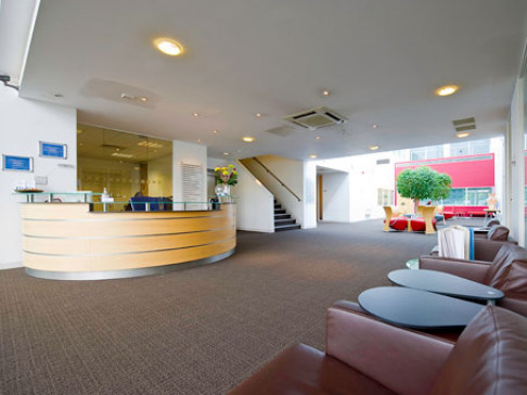 Office: Southampton Airport, International House, Southampton, SO18 2RZ