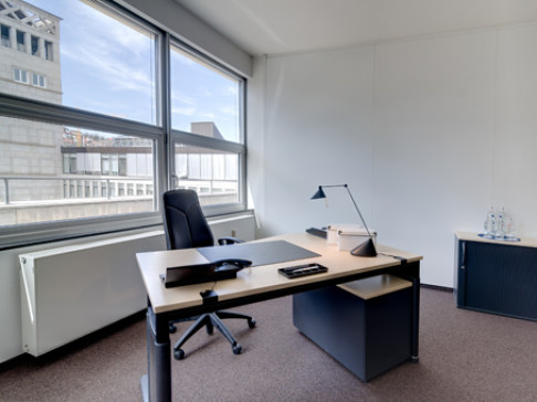 Office: onigstrasse, K, Stuttgart, 70173