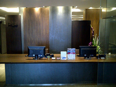 Office: Sinar Mas Land Plaza, Surabaya, 60271