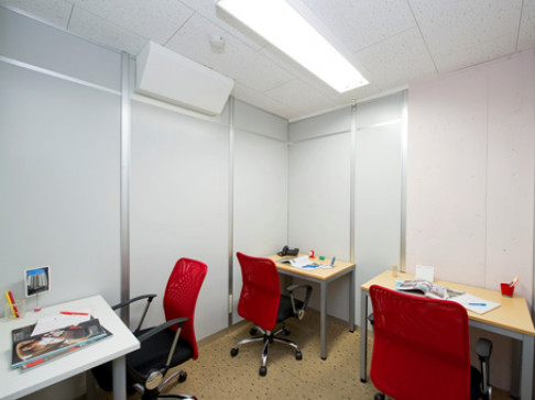 Office: Azabujuban, 1F Azabu East Court, Tokyo, 106-0044