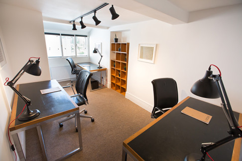 Office: Unicorn House, Watermoor Road, Cirencester, GL7 1JW