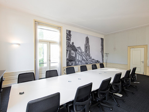 Office: Oorsprongpark, Oorsprongpark 12, Utrecht, 3581 ET