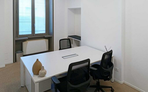 Office: Via Dante 16, Milan, 20121