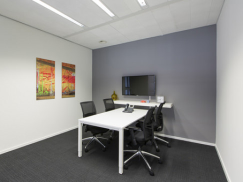 Office: Vianen Business Park, Lange Dreef, Vianen, 4131 NJ