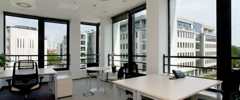 Office: Zajecza, Prosa, Warsaw, 00-351