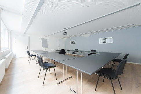 Office: Bellerive Strasse, Zurich, 0 8008