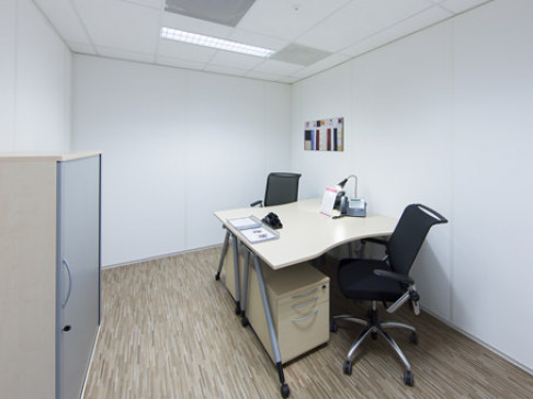 Office: Zwolle Business Park, Dr. van Deenweg 13, Zwolle, 8025 BP